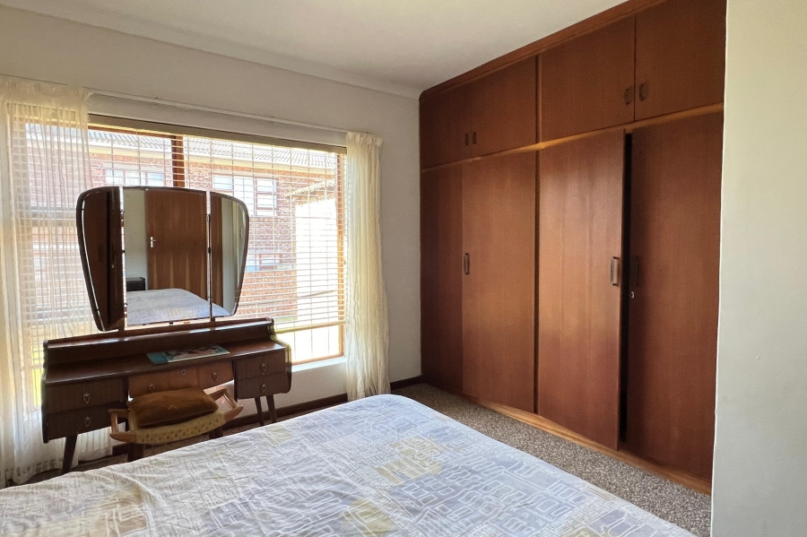 4 Bedroom Property for Sale in Wavecrest Eastern Cape